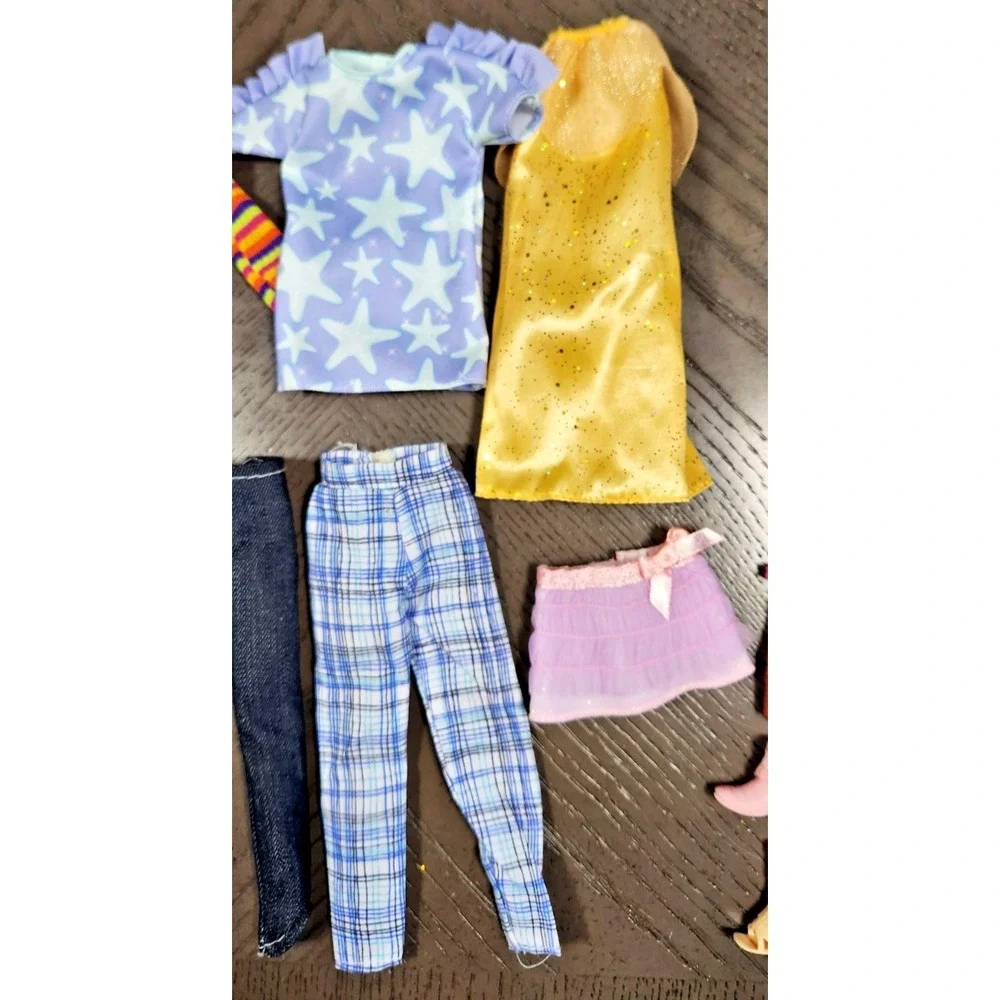 Barbie Vintage Doll Clothes &‎ Shoes Lot